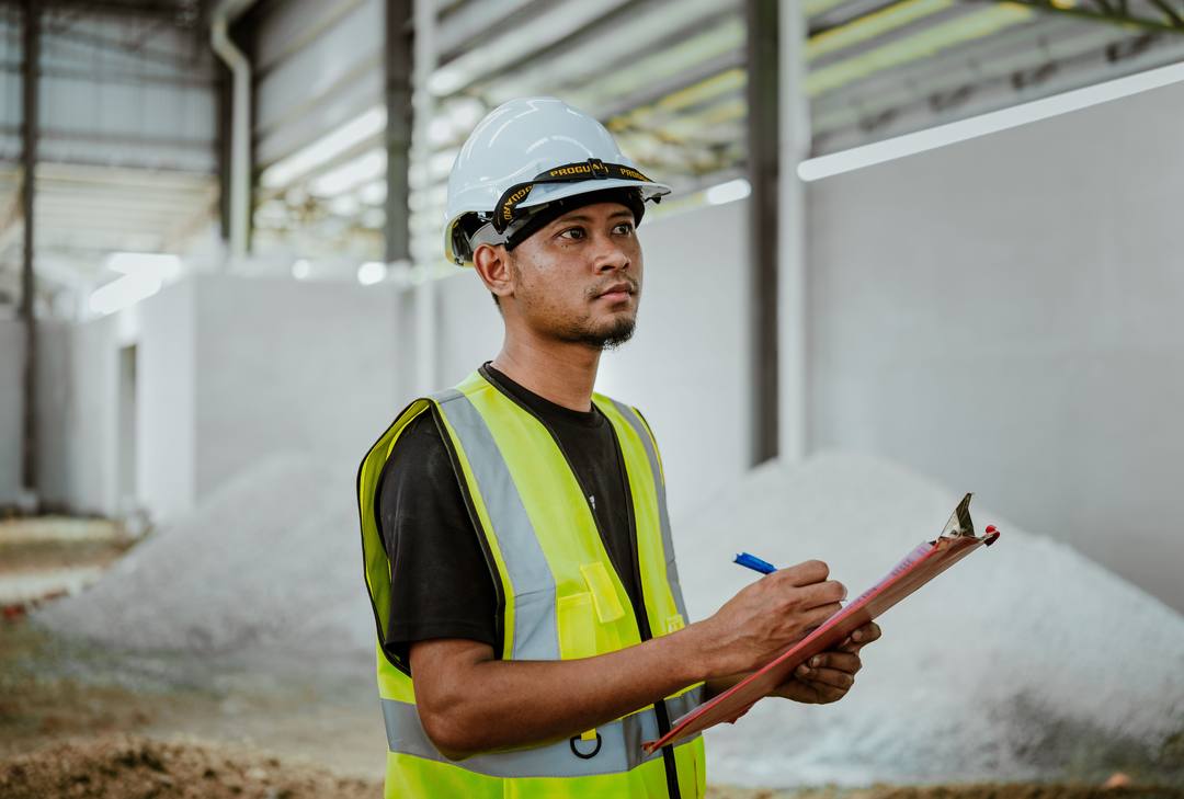 Estimator working through a planset